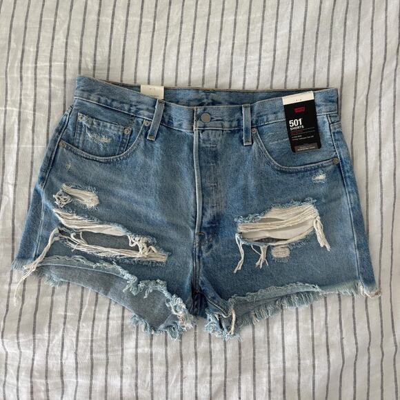 NWT Levis 501 denim shorts - Picture 1 of 7